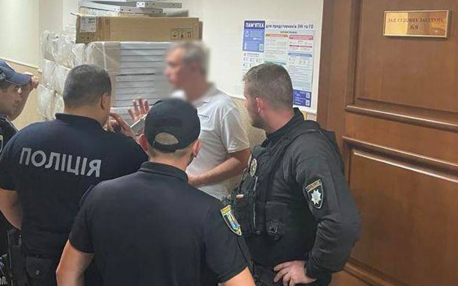 Глава правления Полтавского ГОК уже арестован. Фото: Нацполиция